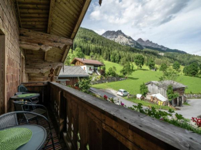 Cozy feel good holiday apartment in Leogang